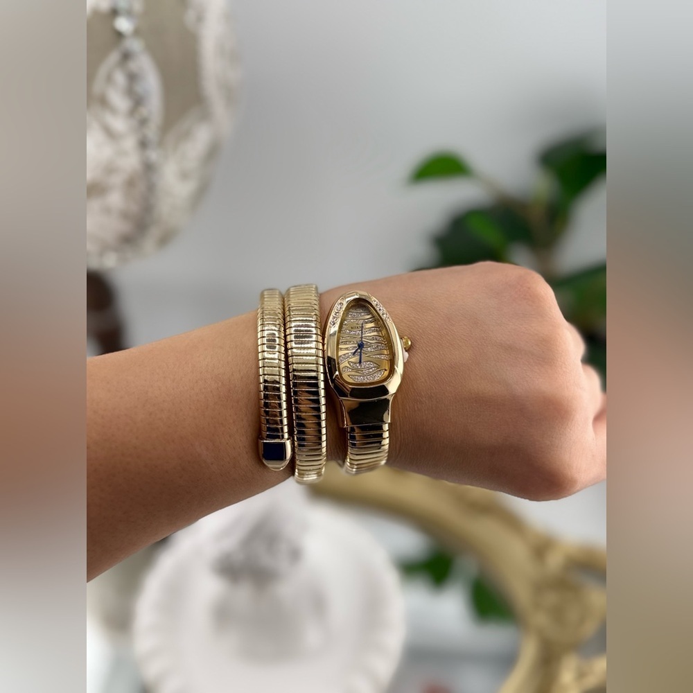 Trendy Serpenti Wrap Watch - Picture 10 of 10